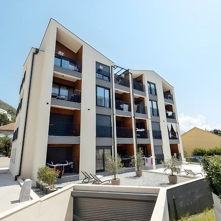 Fides Stylish Apartments Tivat With Pool Εξωτερικό φωτογραφία